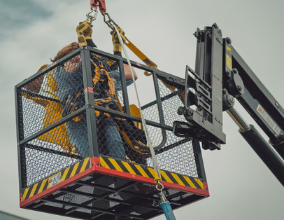 Aerial lift And Hoist