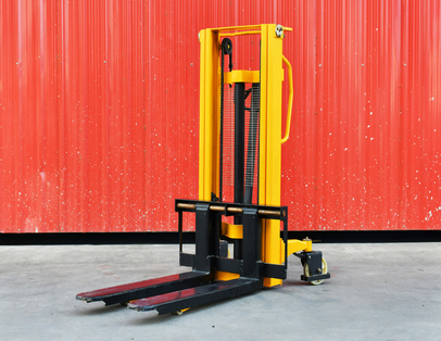 Pallet Jacks (Manual/Electric)